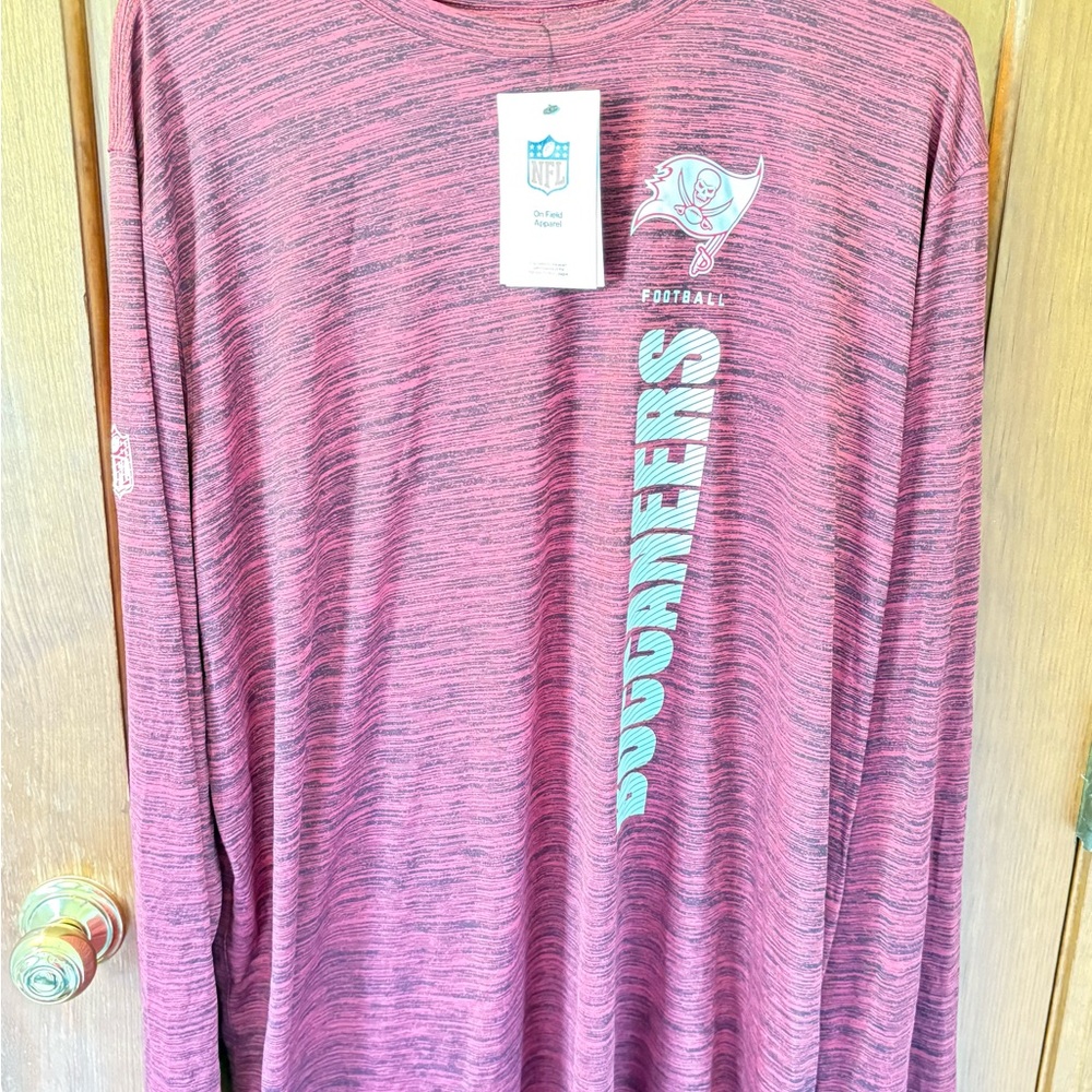 Nike NFL On Field Apparel- Buccaneers Long Sleeve Tee